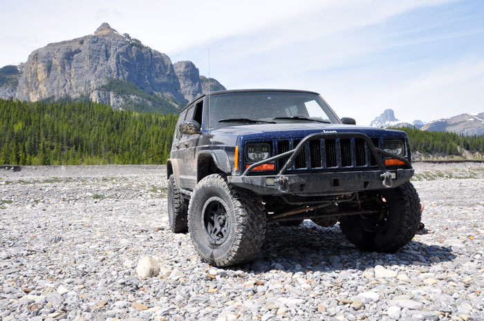 Jeep in the Canadian Rocky Mountains